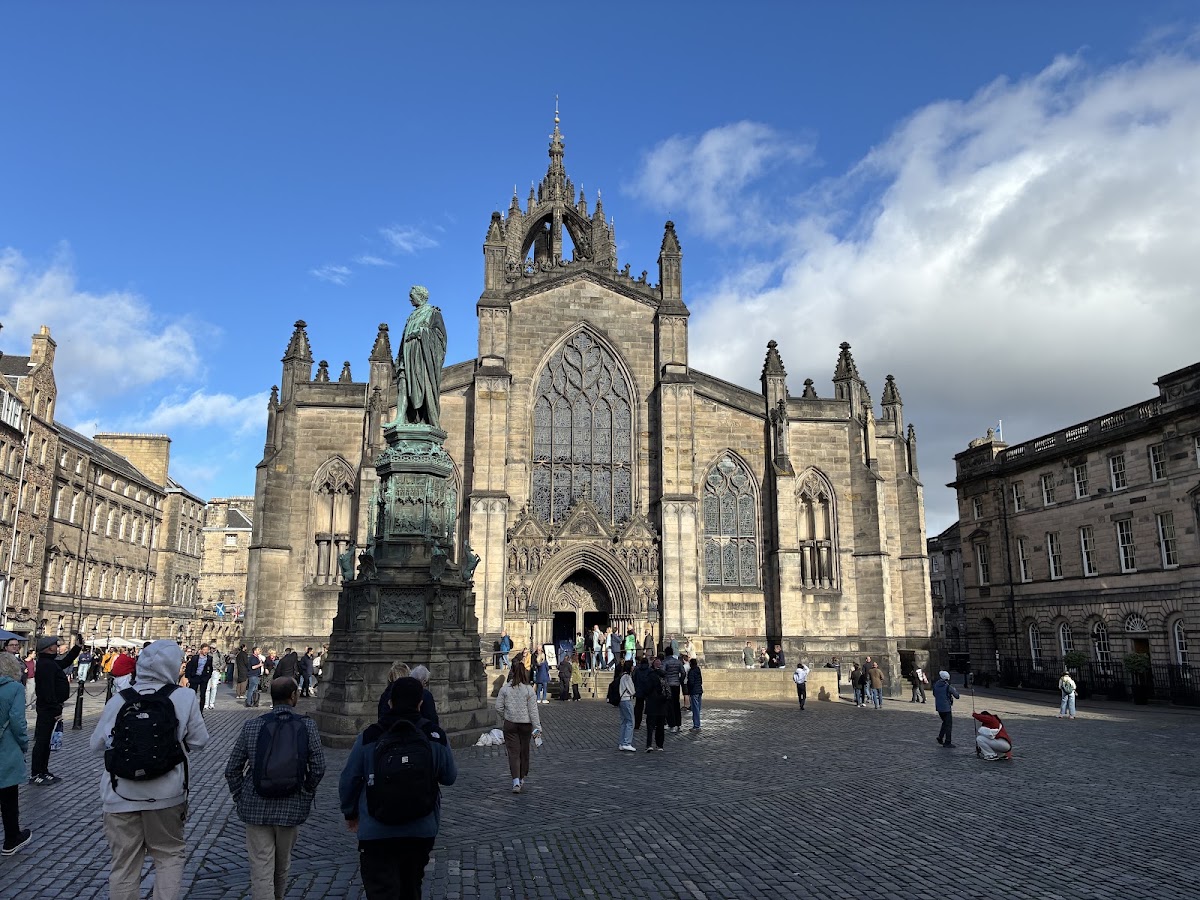 Edinburgh Guided Tour - photo 2